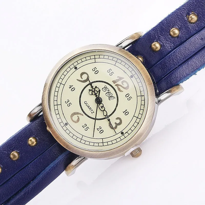 High Quality Vintage Cow Leather Rivet Watch Women Antique Wrist Watch Casual Quartz Watch Relogio Feminino Reloj Mujer